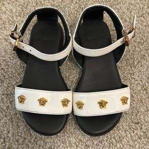 💯Authentic Versace Medusa Sz 23 US 7 Little Girls/Toddler Sandal